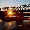 渡良瀬川に架かる下路ワーレントラスの渡良瀬橋。森高さんは「夕日の美しい渡良瀬橋」を見て同名曲を作詞したという。