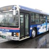 茨城交通が運行するスカイマークのラッピングバス