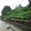 記録的な豪雨の影響により複数路線で被害が発生した東武鉄道は各線の被害状況と復旧見込みを発表。日光線下小代駅では土砂が線路に流入した。同線は1週間程度での復旧を見込んでいる