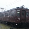 2003年まで小野田線で定期運用されていたクモハ42も展示される（写真は2003年）。