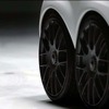 18インチホイールを履いた6輪仕様