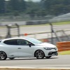 マックスフェルスタッペン選手が駆るルノー ルーテシアルノースポール トロフィー