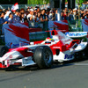 【トヨタF1】デモラン…エンジン音とスピードにビックリ