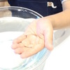 テーマ「つまんで運べる水」