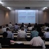 「中小サービス事業者向け次世代経営人材育成事業」として実施されている、「大人の武者修行」のシンポジウム