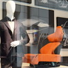 LFAのドライビングシートもディスプレイ