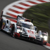 ロイック・デュバルらが乗り組むアウディ8号車。