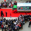 熊本発東京行きトマト畑「トマトラ」が1200kmを走破し無事ゴール。東京・パレットタウンには、くまモンや蒲島郁夫県知事、エスパー伊東が出迎えた