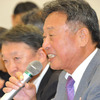 公明党オートバイ議員懇話会でユーザー負担の軽減を訴える吉田純一全国オートバイ協同組合連合会会長（10月21日・永田町）