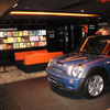 MINI ショールームを一新…新CI 導入
