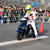 一本橋に挑戦する山本選手