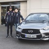 インフィニティ Q30の英国試乗会に登場したF1ドライバー、ダニエル・リカルド選手