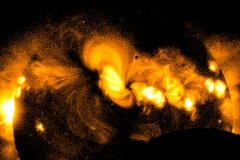JAXAなど、太陽観測衛星「ひので」による部分日食の画像を公開 画像