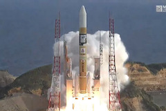 H-IIAロケット打ち上げ成功、静止気象衛星「ひまわり9号」を軌道上に投入 画像