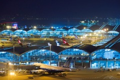 香港国際空港の旅客数、過去最多7050万人 2016年 画像