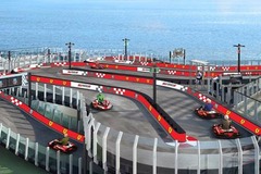 中国のクルーズ船、船上にゴーカート…フェラーリと提携 画像