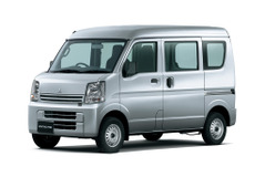 三菱 ミニキャブバン、全グレードに4AT車を設定 画像