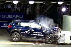 「理想の形につぶれた」スバル XV 新型、高い衝突安全性を動画で見る 画像