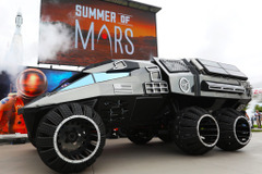 NASA、火星探査車のコンセプトモデルを披露---リアル!! 画像