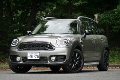 【MINI クロスオーバーSE 試乗】一粒で3度美味しいプラグインハイブリッド…中村孝仁 画像