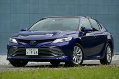 【トヨタ カムリ 試乗】トヨタ車とは思えない、コクのある個性派ぶり…島崎七生人 画像