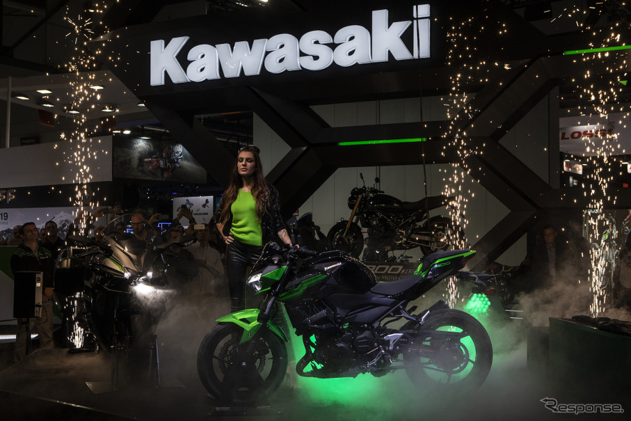 カワサキZ400（EICMA 2018）　(c) Getty Images