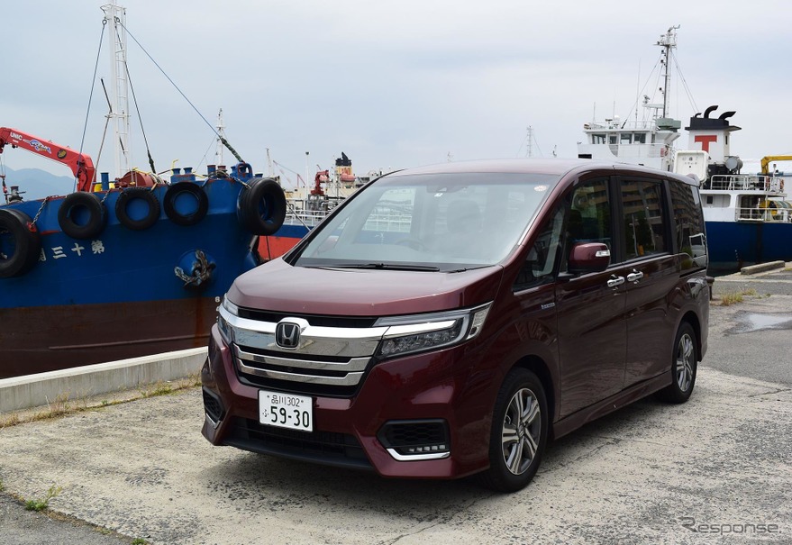 ステップワゴン スパーダ ハイブリッドG･EX ホンダセンシング。下関にて。
