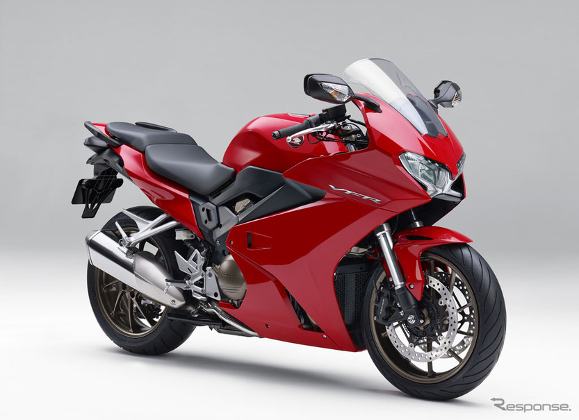 ホンダ VFR800F（2017年）