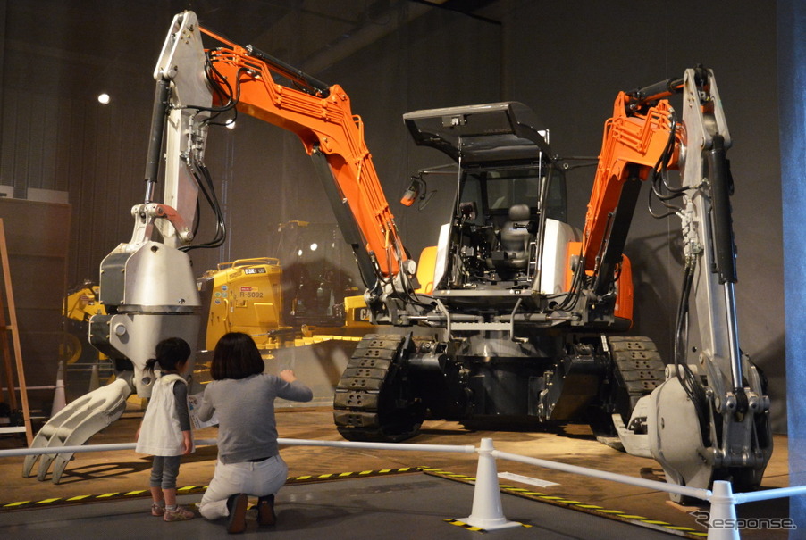 工事中 重機を見て建設の世界に触れる 企画展が開幕 5月19日まで フォトレポート レスポンス Response Jp