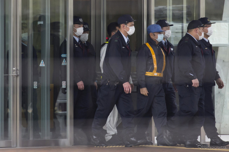 東京拘置所から保釈されたゴーン被告（3月6日）　(c) Getty Images