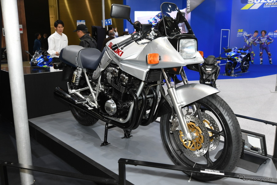 スズキGSX1100Sカタナ（東京モーターサイクルショー2019）