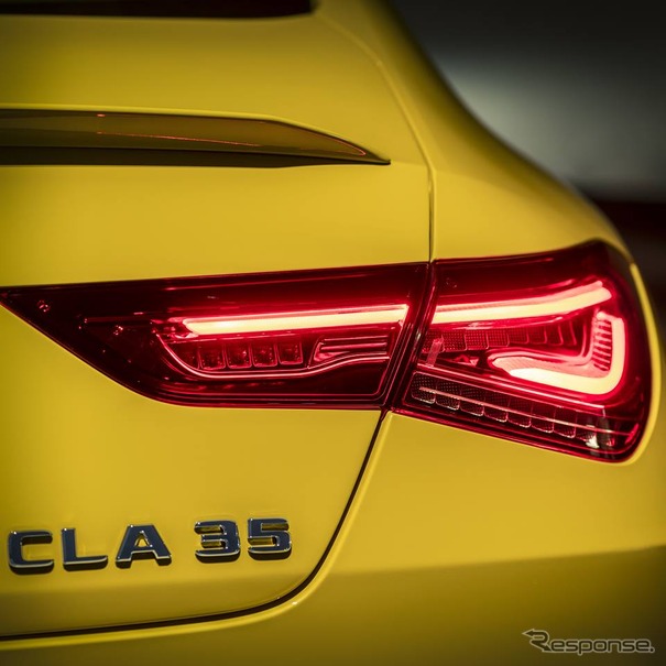 メルセデスAMG CLA35 4MATICのティザーイメージ