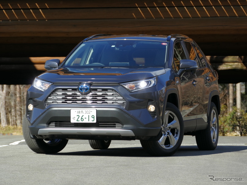 トヨタ RAV4 HYBRID G