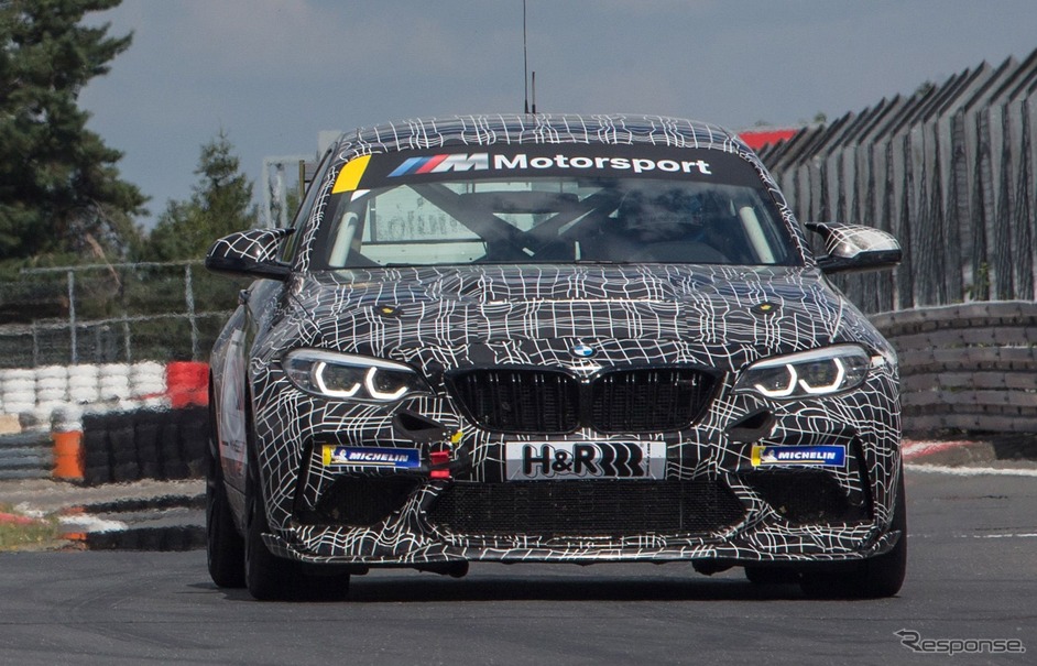 BMW M2コンペティションのレーシングカーのプロトタイプ