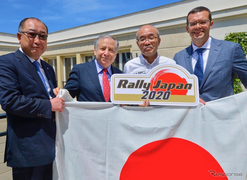 左からJAFモータースポーツ部長の村田浩一氏、FIAのジャン・トッド会長、招致準備委員会の坂井正治氏、WRCプロモーター代表のオリバー・シースラ氏。