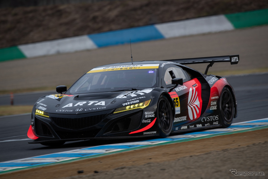 GT300クラス王者は#55 ARTA NSX GT3の高木真一&福住仁嶺。