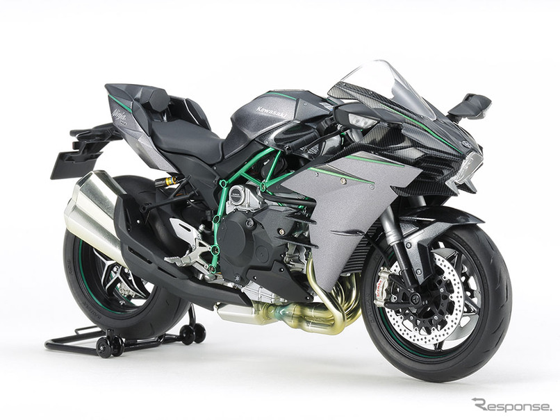 カワサキ Ninja H2 CARBON 1/12スケールモデル