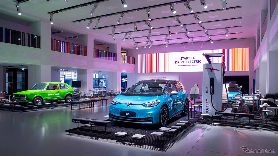 VWグループの電動車に関する特別展示「START TO DRIVE ELECTRIC」