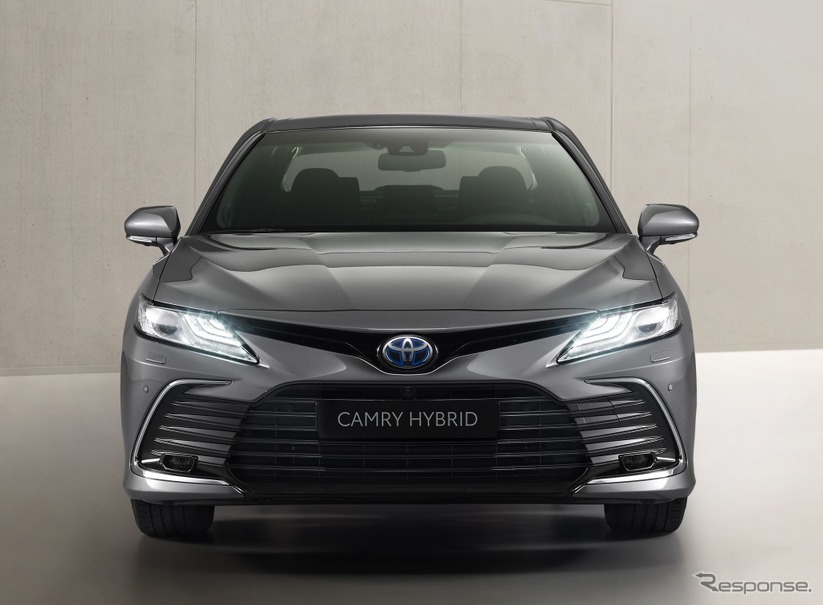 トヨタ カムリ・ハイブリッド に改良新型、表情変化…今秋西欧