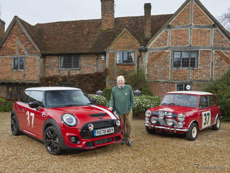 MINI パディ・ホプカーク・エディション とパディ・ホプカーク氏。右は1964年のモンテカルロラリーを制した Mini クーパー