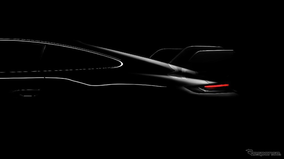 ポルシェの新型車のティザーイメージ