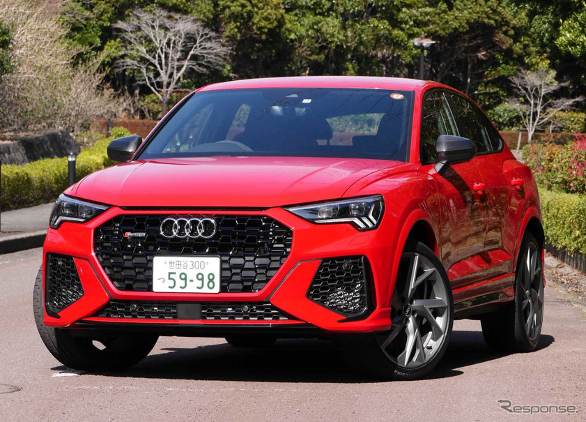 アウディ RS Q3スポーツバック