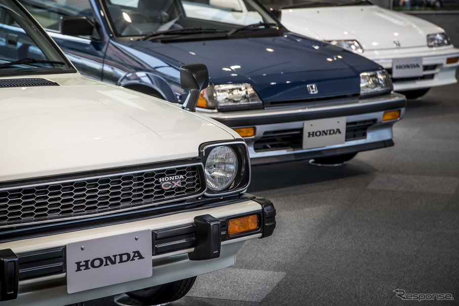 ホンダ・コレクションホールで開催されている企画展“CIVIC WORLD”の展示車とともに、その偉業を振り返る