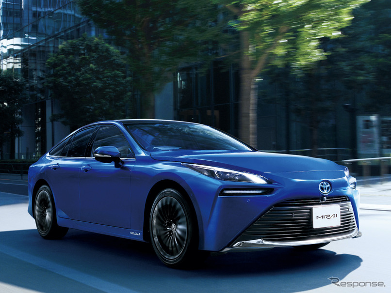 トヨタ MIRAI（燃料電池タクシー）