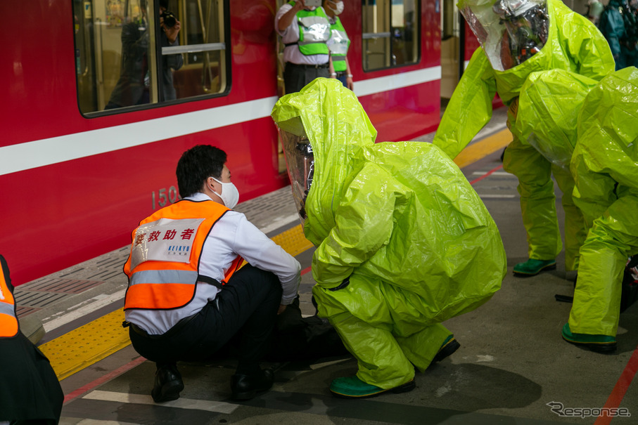 京浜急行の鉄道に対する妨害対策訓練