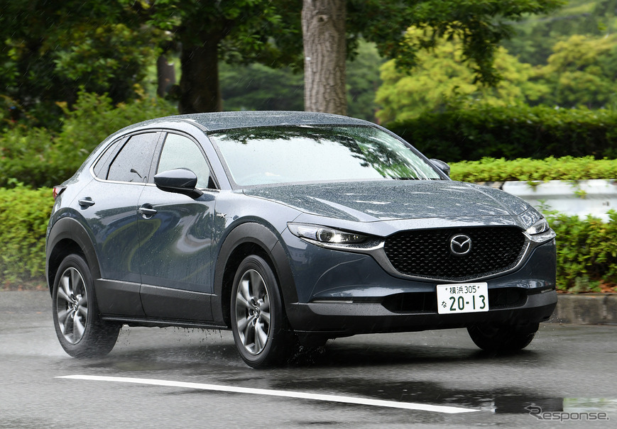 マツダ CX-30 SKYACTIV-X（AWD・AT）