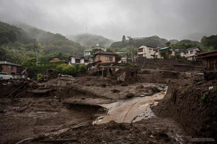 静岡県熱海市の土石流現場（7月4日）