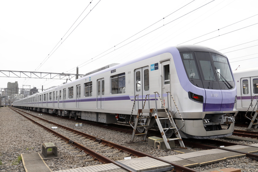 東京メトロ18000系