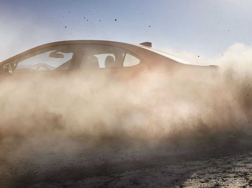 スバル WRX 新型のティザー写真