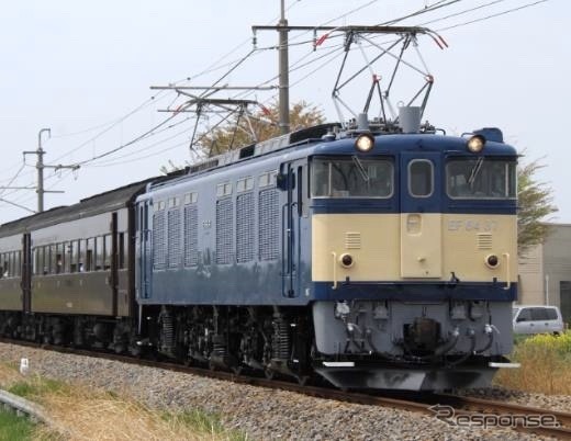 高崎のEF64形電気機関車を鉄道博物館で展示…初代2階建て新幹線E1 高崎のEF64形電気機関車を鉄道博物館で展示…初代2階建て新幹線E1